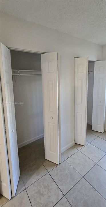 For Rent: $1,900 (2 beds, 1 baths, 223601 Square Feet)