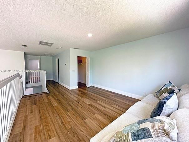 Active With Contract: $420,000 (3 beds, 2 baths, 1386 Square Feet)