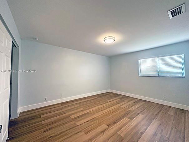 Active With Contract: $420,000 (3 beds, 2 baths, 1386 Square Feet)