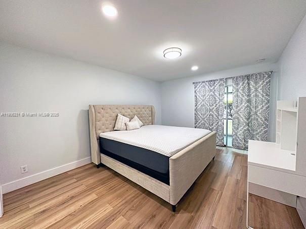 Active With Contract: $420,000 (3 beds, 2 baths, 1386 Square Feet)