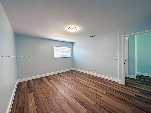 Active With Contract: $420,000 (3 beds, 2 baths, 1386 Square Feet)