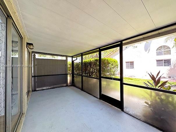 Active With Contract: $420,000 (3 beds, 2 baths, 1386 Square Feet)