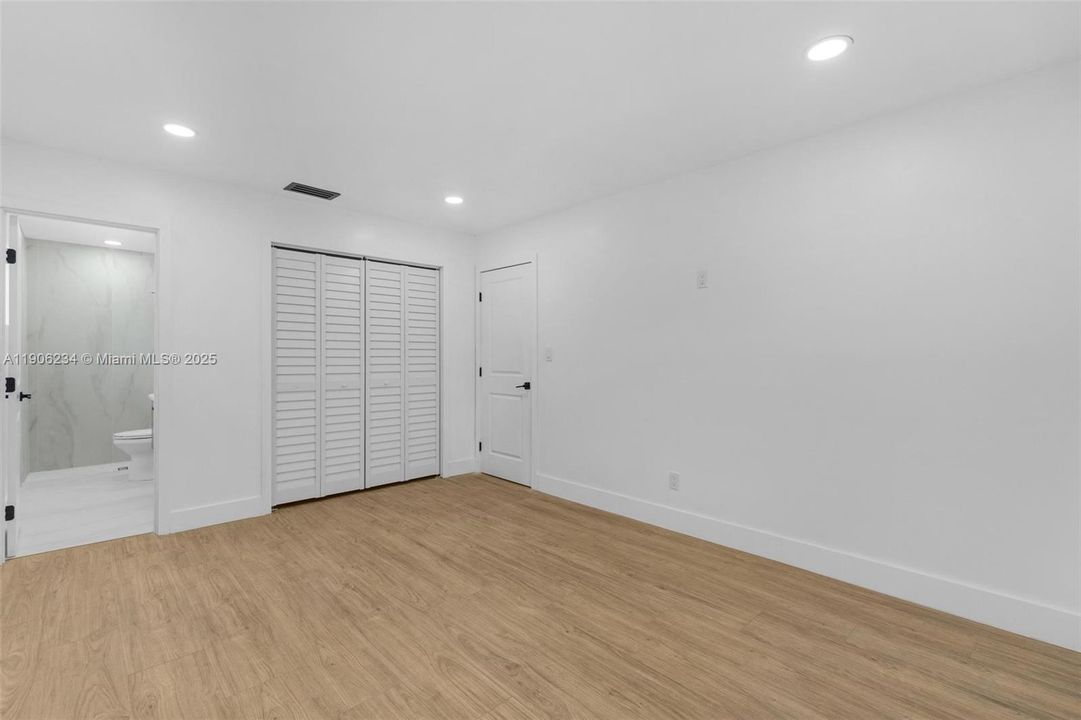 待售: $560,000 (3 贝兹, 2 浴室, 1614 平方英尺)