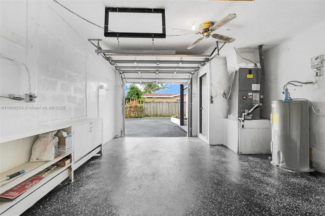 待售: $560,000 (3 贝兹, 2 浴室, 1614 平方英尺)