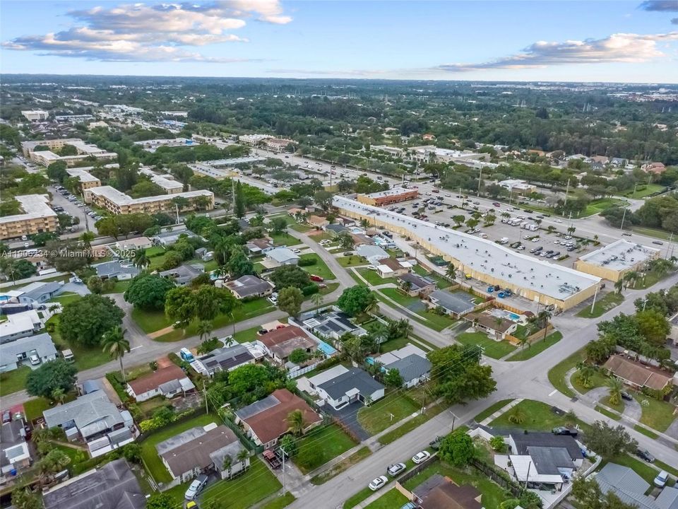 待售: $560,000 (3 贝兹, 2 浴室, 1614 平方英尺)