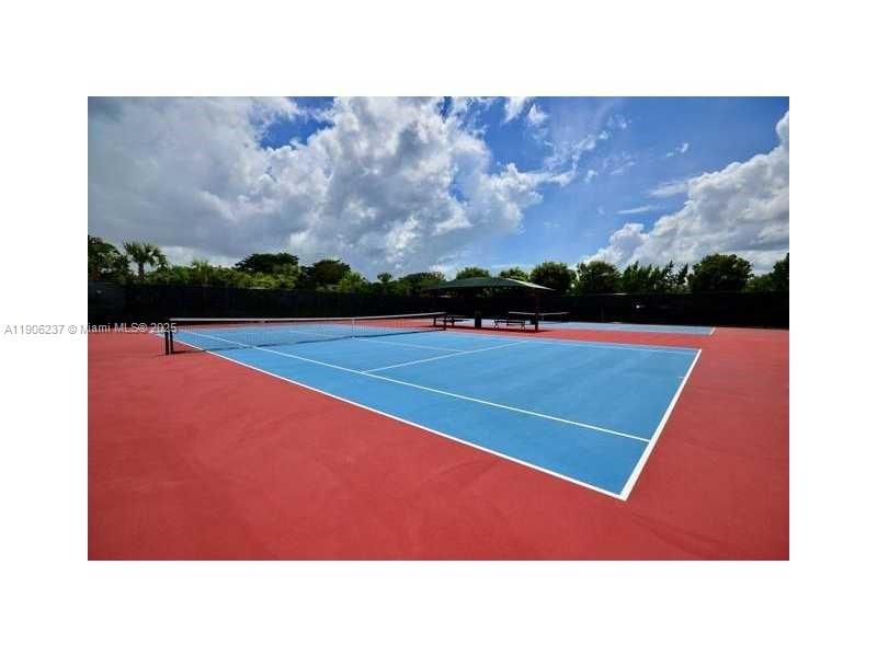 For Sale: $249,000 (2 beds, 2 baths, 1100 Square Feet)