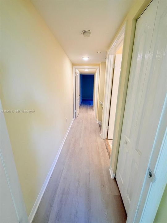 出租: $2,350 (2 贝兹, 2 浴室, 1140 平方英尺)