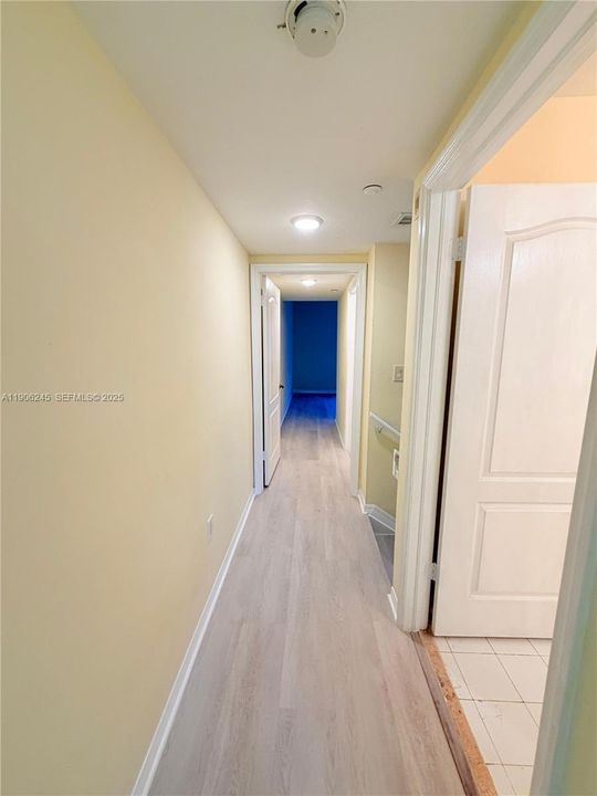 出租: $2,350 (2 贝兹, 2 浴室, 1140 平方英尺)