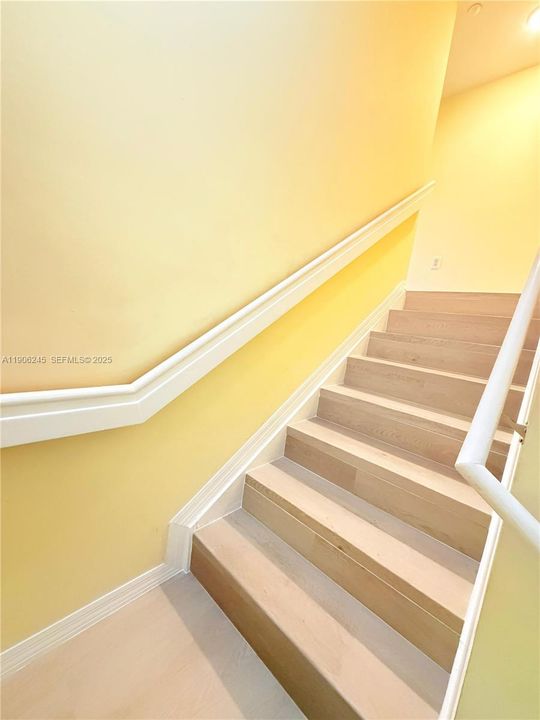 出租: $2,350 (2 贝兹, 2 浴室, 1140 平方英尺)