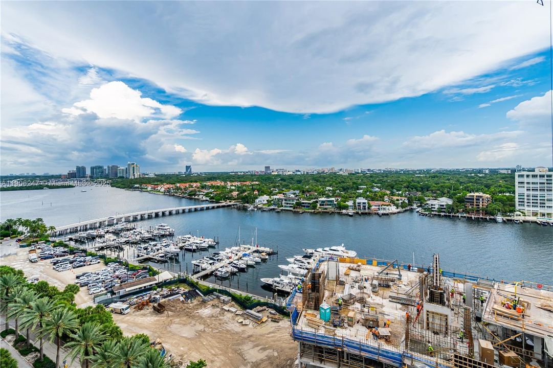 For Rent: $15,000 (3 beds, 4 baths, 2424 Square Feet)