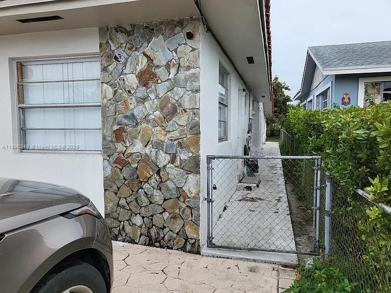 Recently Rented: $1,500 (1 beds, 1 baths, 600 Square Feet)