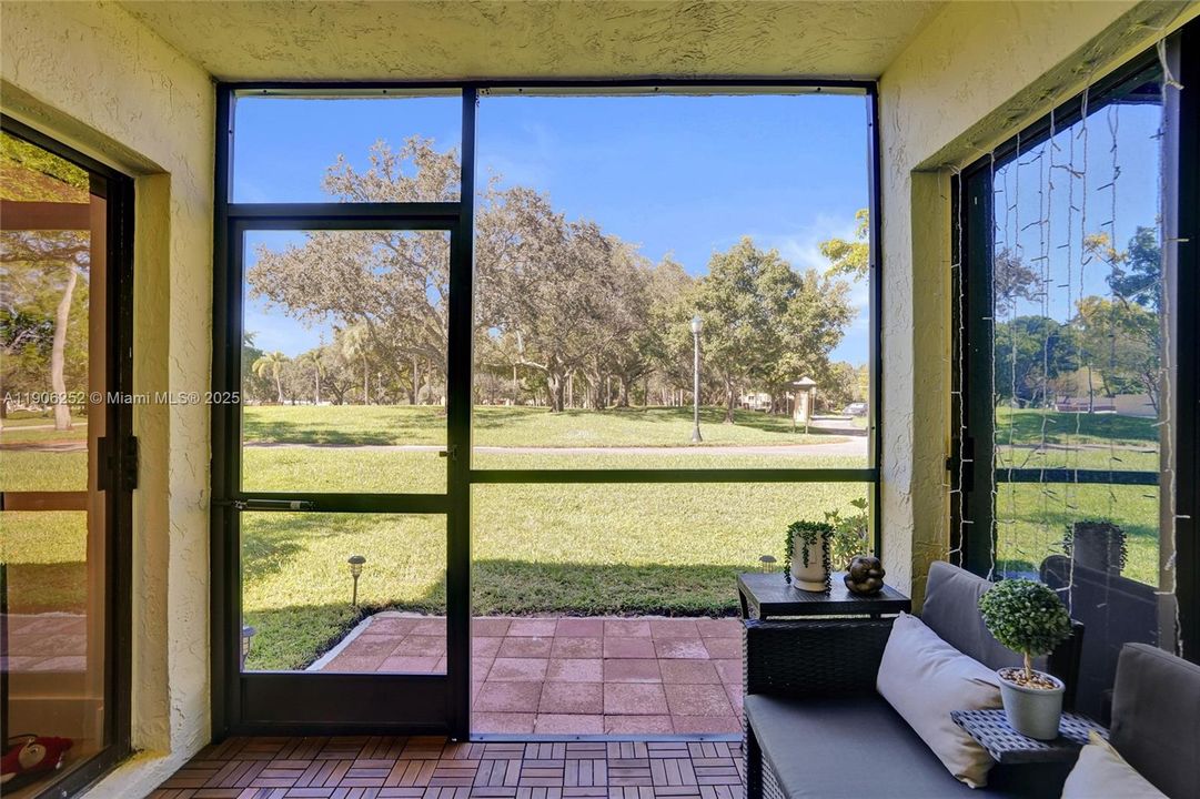 Balcony with Park View