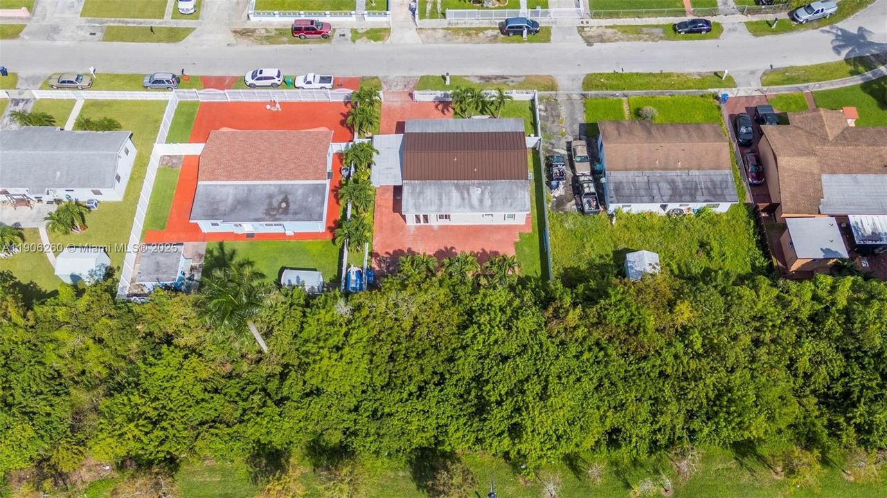 En Venta: $600,000 (4 camas, 3 baños, 2341 Pies cuadrados)