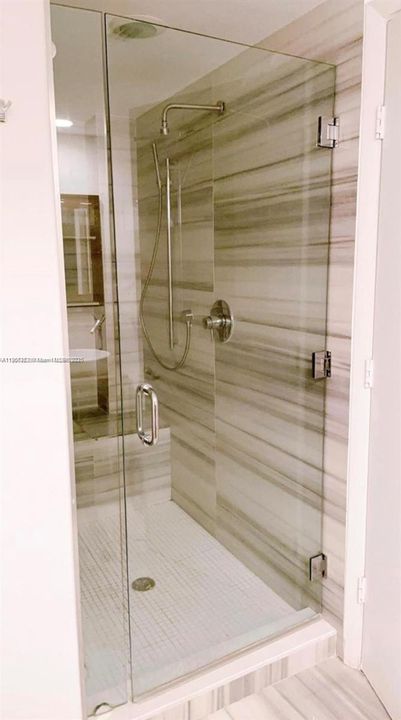 最近租的: $2,500 (1 贝兹, 1 浴室, 732 平方英尺)