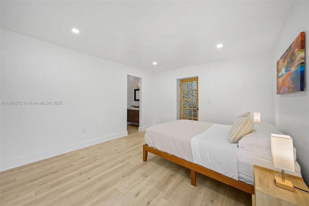 待售: $1,350,000 (5 贝兹, 4 浴室, 3451 平方英尺)