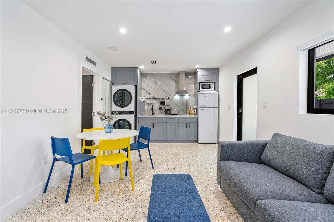 待售: $1,187,500 (0 贝兹, 0 浴室, 1600 平方英尺)