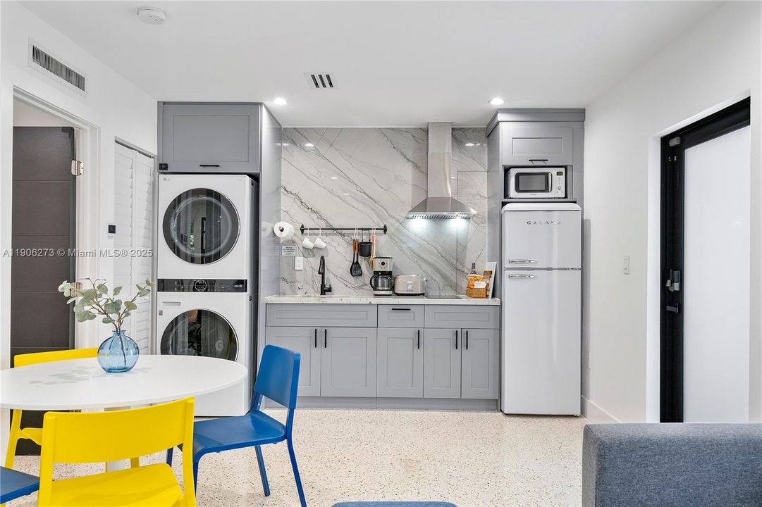 待售: $1,187,500 (0 贝兹, 0 浴室, 1600 平方英尺)