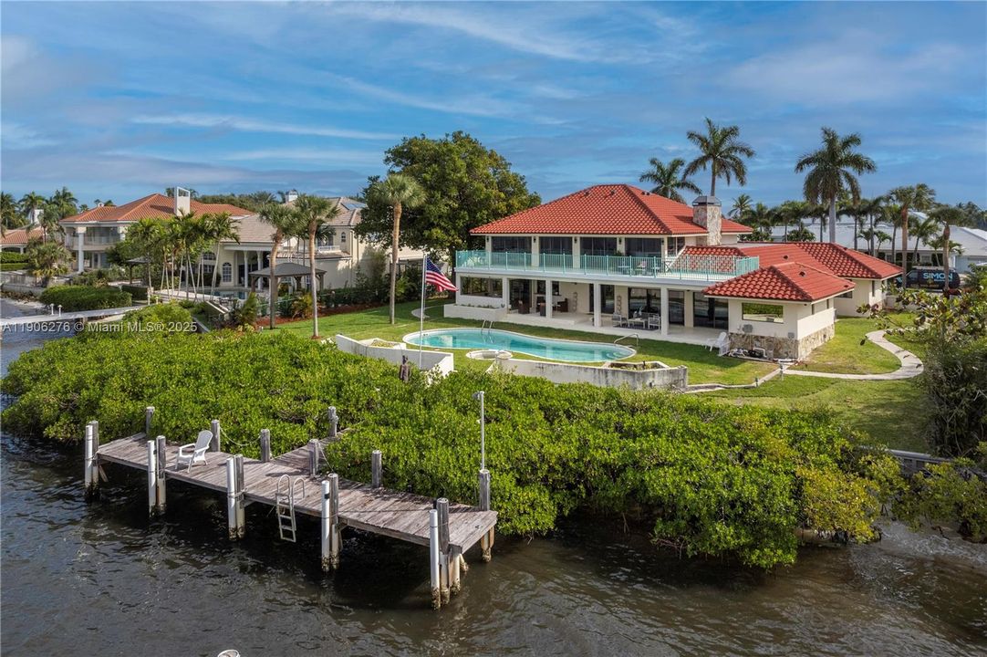 For Sale: $20,500,000 (4 beds, 5 baths, 5212 Square Feet)