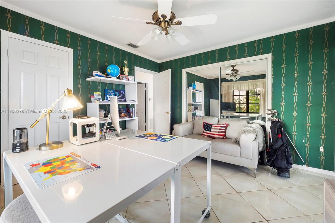 For Sale: $20,500,000 (4 beds, 5 baths, 5212 Square Feet)