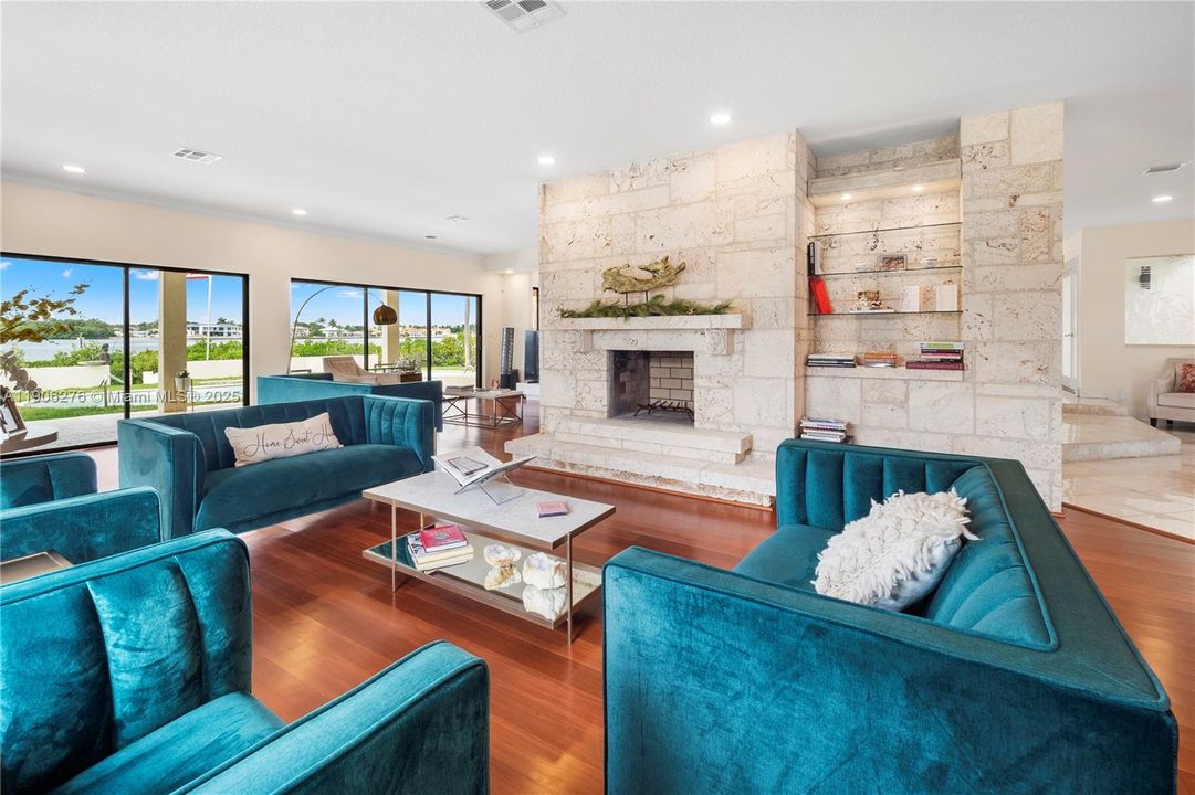 For Sale: $20,500,000 (4 beds, 5 baths, 5212 Square Feet)