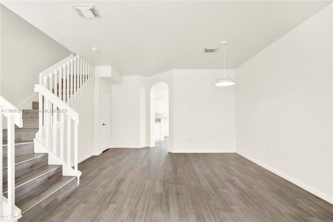 Family / Dining split