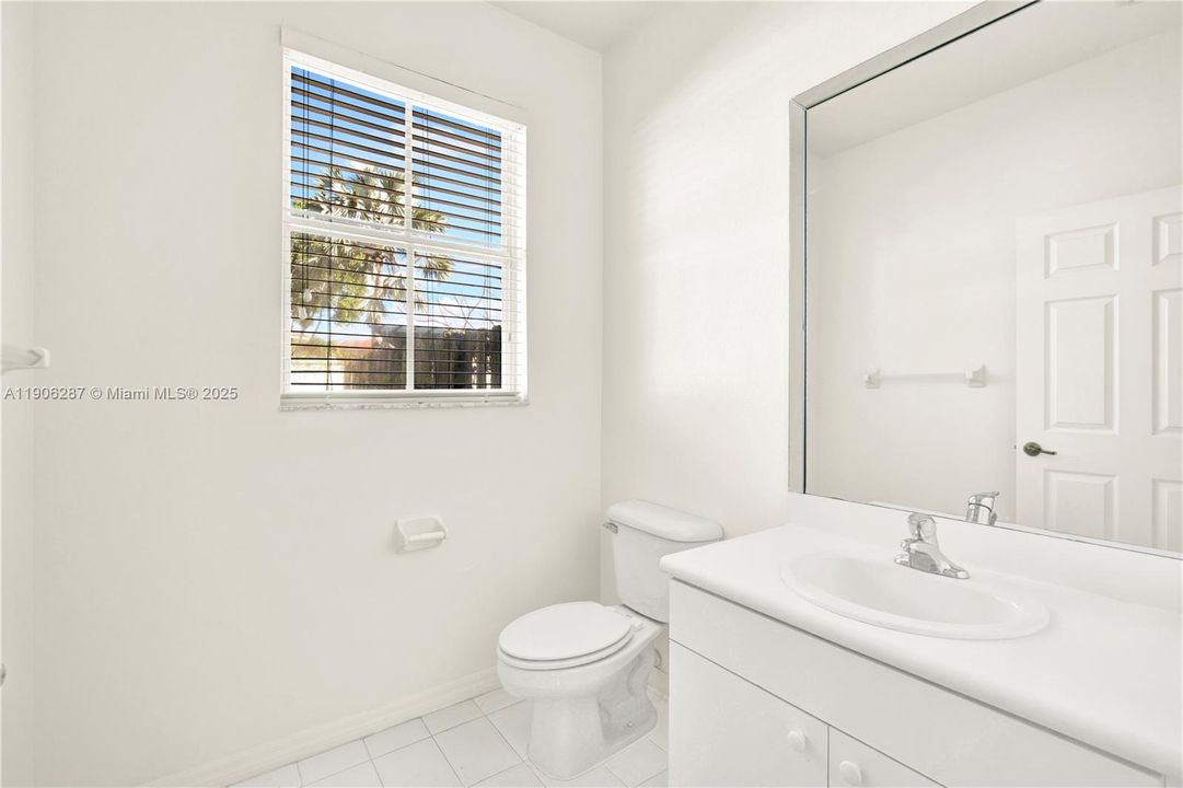 1/2 bath guest on 1st floor