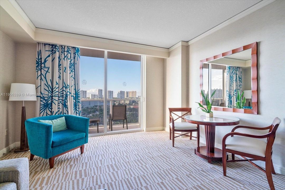 Active With Contract: $250,000 (0 beds, 1 baths, 664 Square Feet)