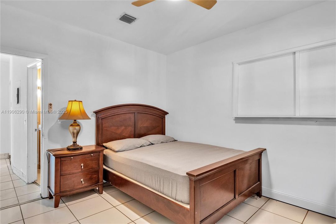 For Sale: $539,000 (2 beds, 2 baths, 1676 Square Feet)