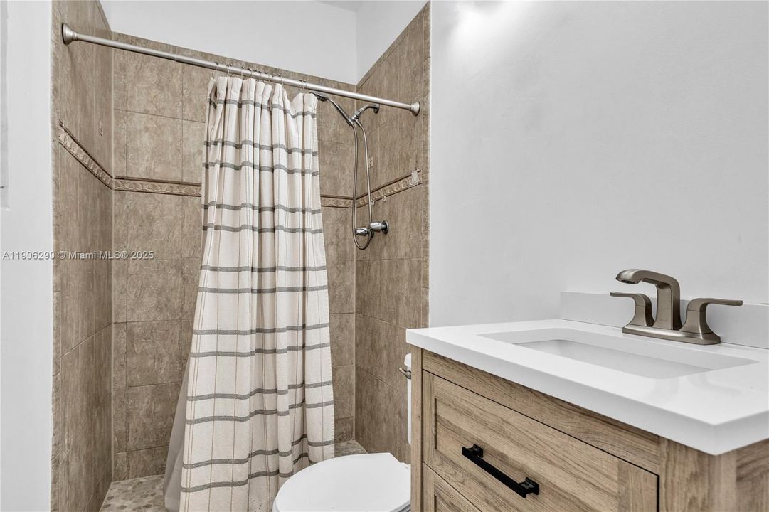 For Sale: $539,000 (2 beds, 2 baths, 1676 Square Feet)