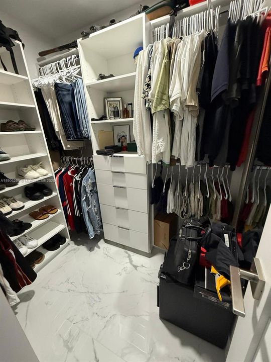 На продажу: $1,300,000 (4 спален, 3 ванн, 2508 Квадратных фут)