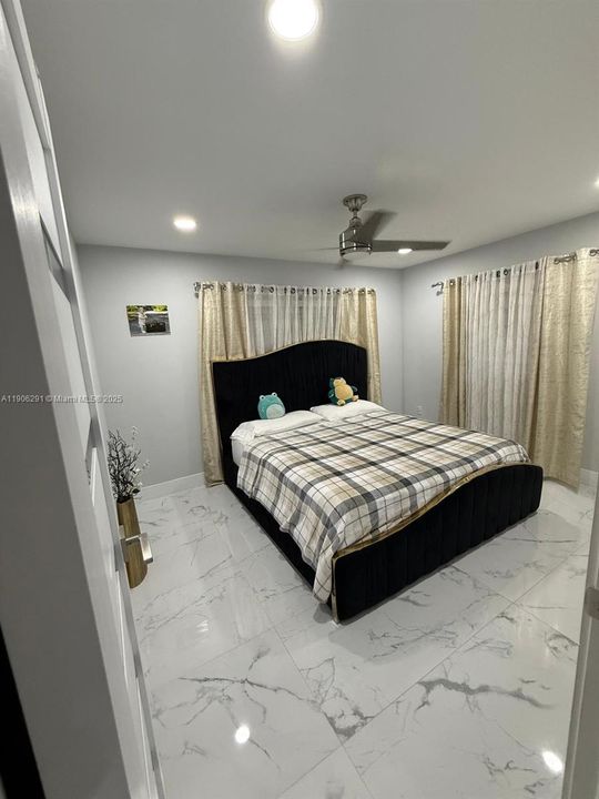 На продажу: $1,300,000 (4 спален, 3 ванн, 2508 Квадратных фут)