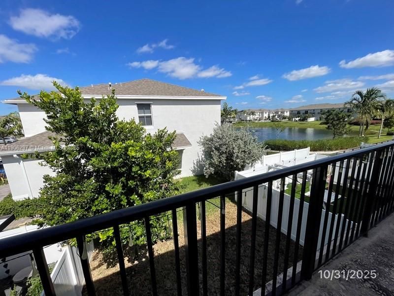 En Venta: $150,000 (3 camas, 2 baños, 1628 Pies cuadrados)