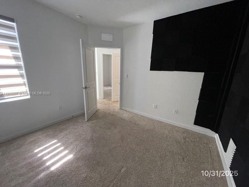 En Venta: $150,000 (3 camas, 2 baños, 1628 Pies cuadrados)