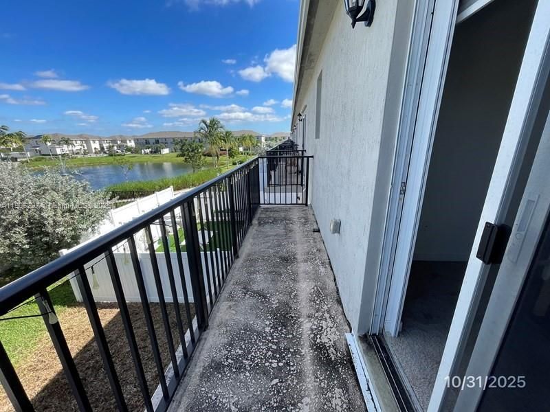 En Venta: $150,000 (3 camas, 2 baños, 1628 Pies cuadrados)