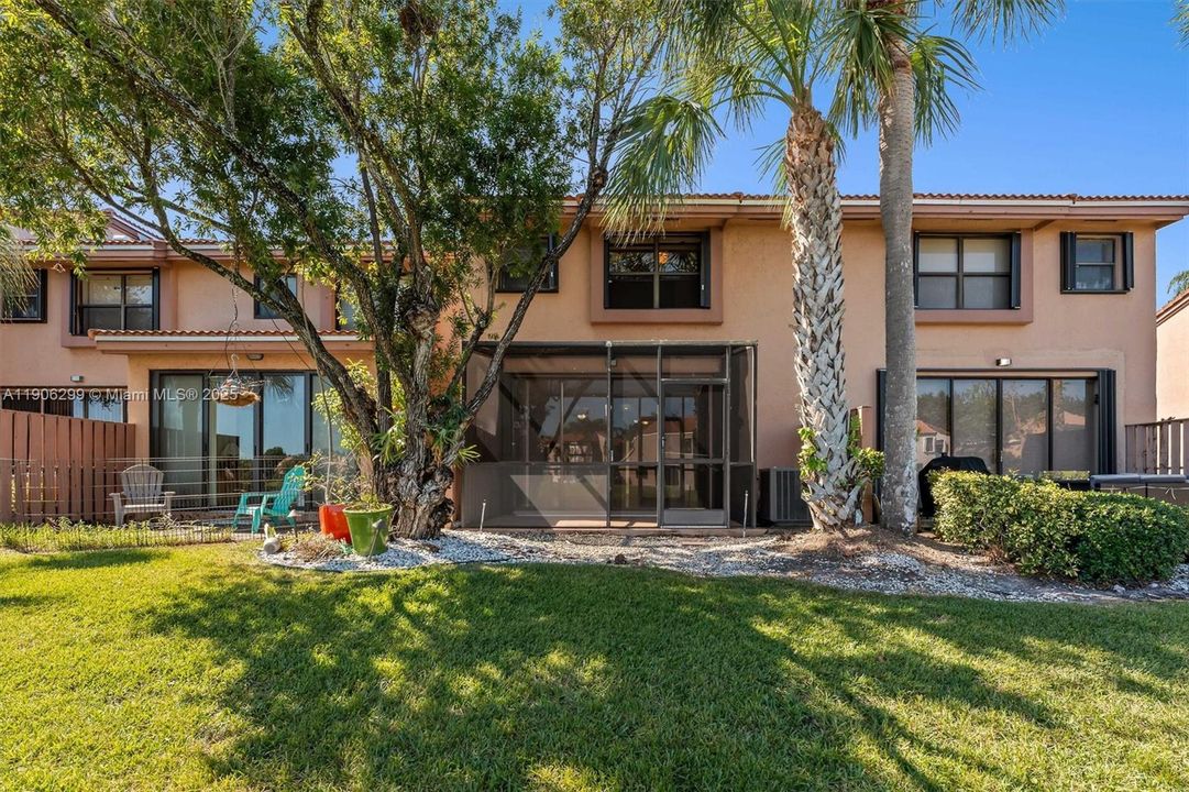 For Sale: $375,000 (3 beds, 2 baths, 1380 Square Feet)