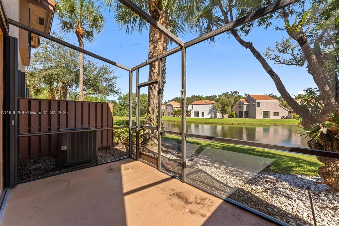 For Sale: $375,000 (3 beds, 2 baths, 1380 Square Feet)