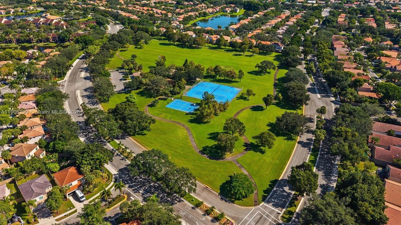 For Sale: $375,000 (3 beds, 2 baths, 1380 Square Feet)