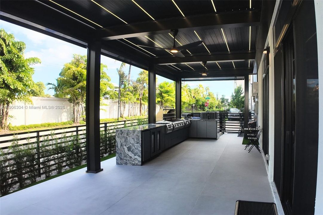 待售: $1,550,000 (4 贝兹, 4 浴室, 2257 平方英尺)