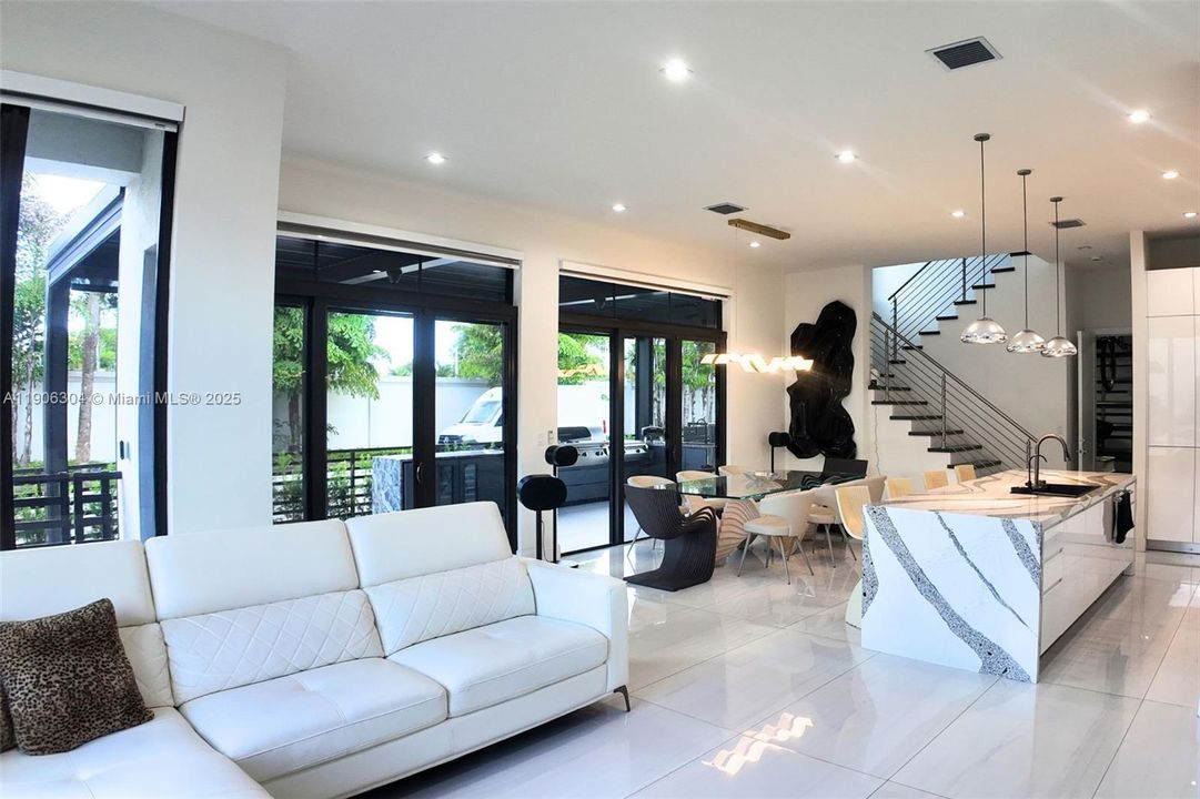 待售: $1,550,000 (4 贝兹, 4 浴室, 2257 平方英尺)