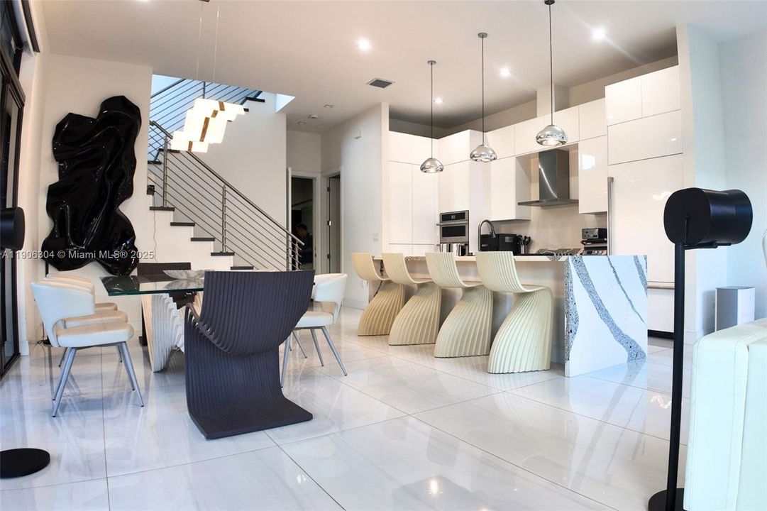 待售: $1,550,000 (4 贝兹, 4 浴室, 2257 平方英尺)