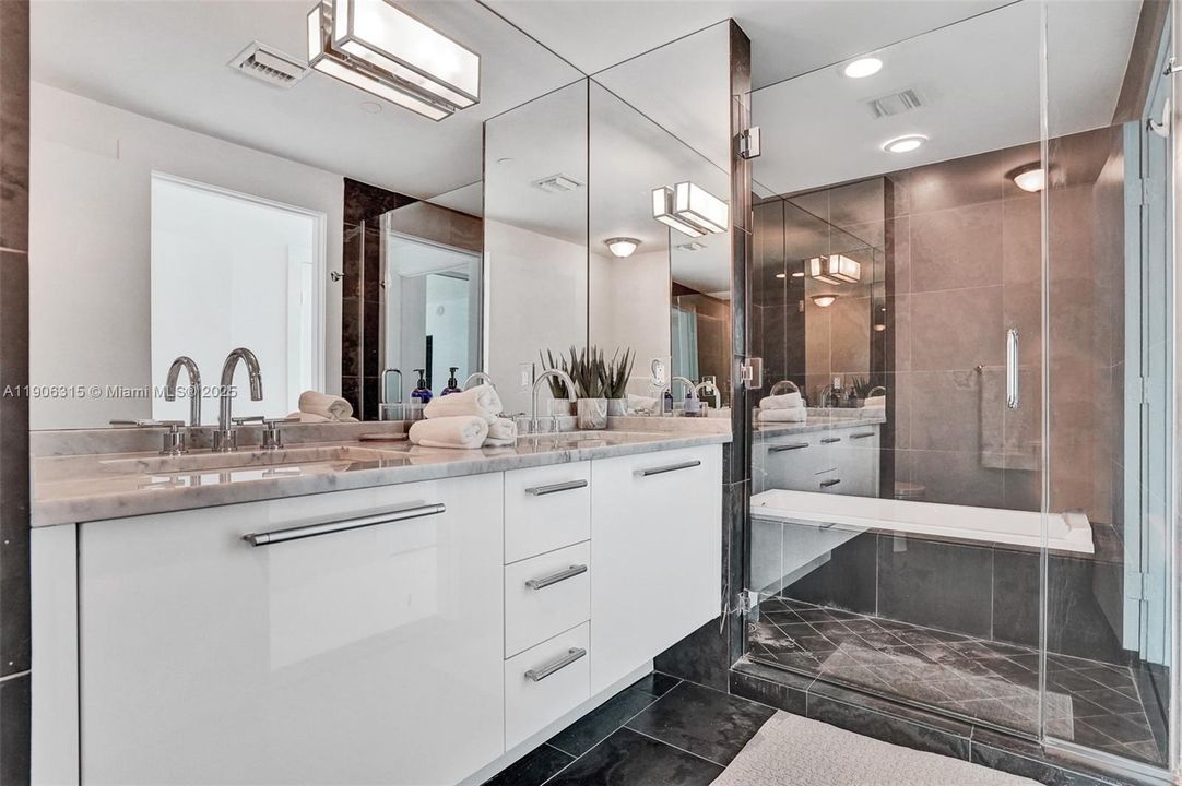 Active With Contract: $7,400 (3 beds, 3 baths, 1845 Square Feet)