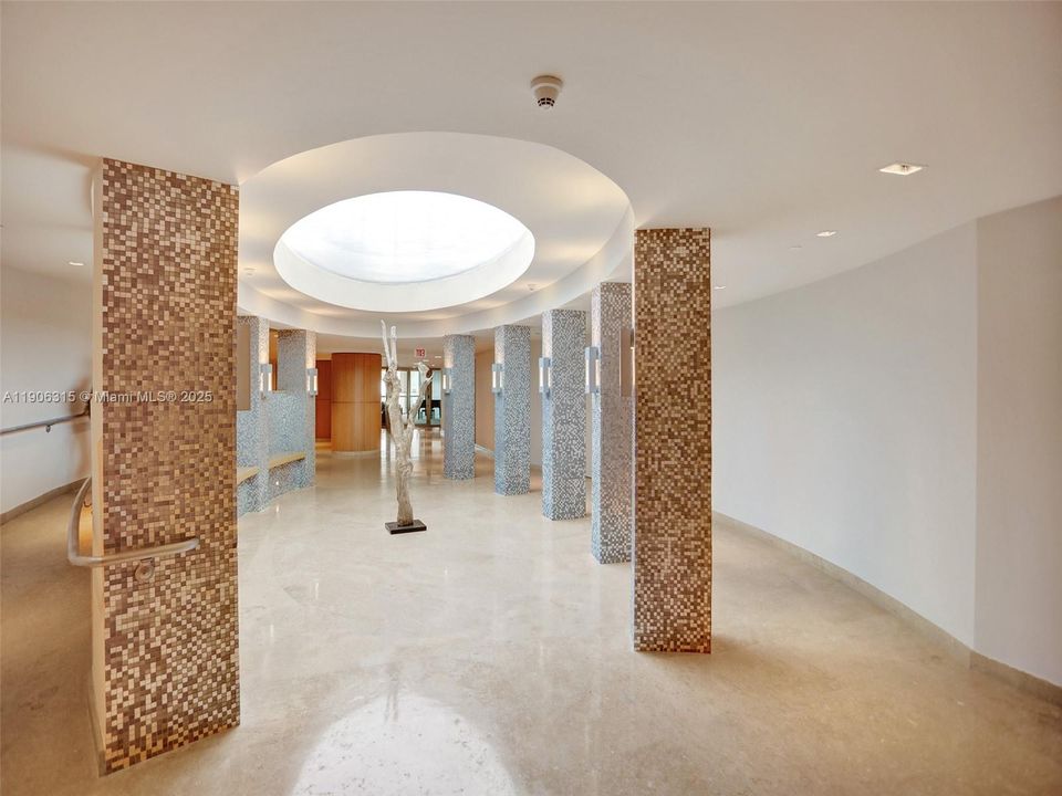 Active With Contract: $7,400 (3 beds, 3 baths, 1845 Square Feet)