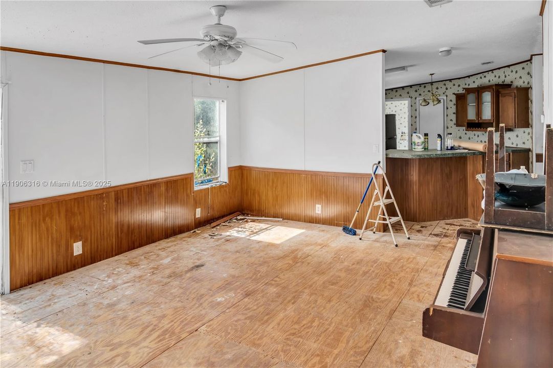 For Sale: $700,000 (5 beds, 3 baths, 0 Square Feet)