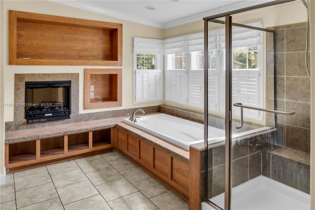 For Sale: $700,000 (5 beds, 3 baths, 0 Square Feet)