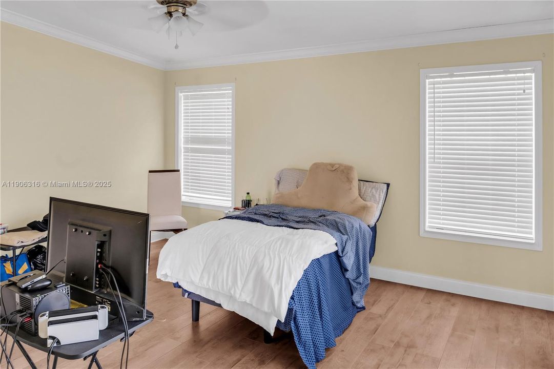 For Sale: $700,000 (5 beds, 3 baths, 0 Square Feet)