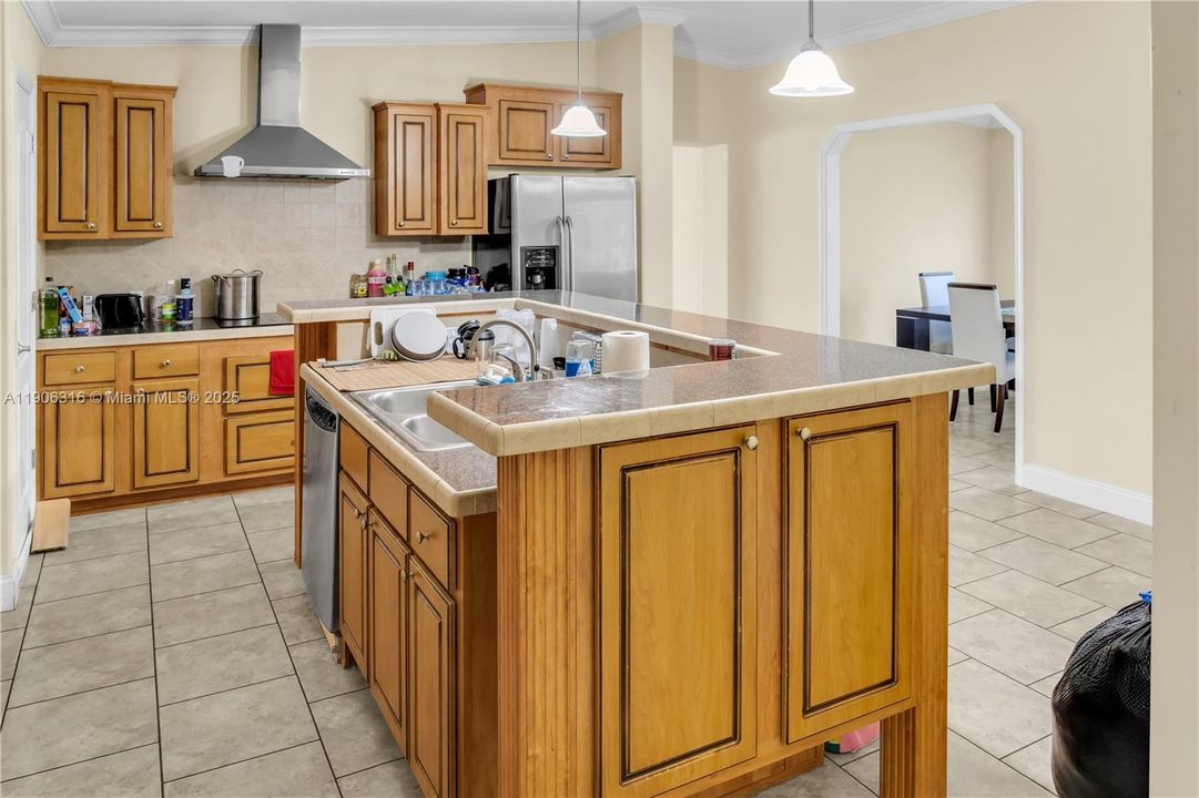 For Sale: $700,000 (5 beds, 3 baths, 0 Square Feet)