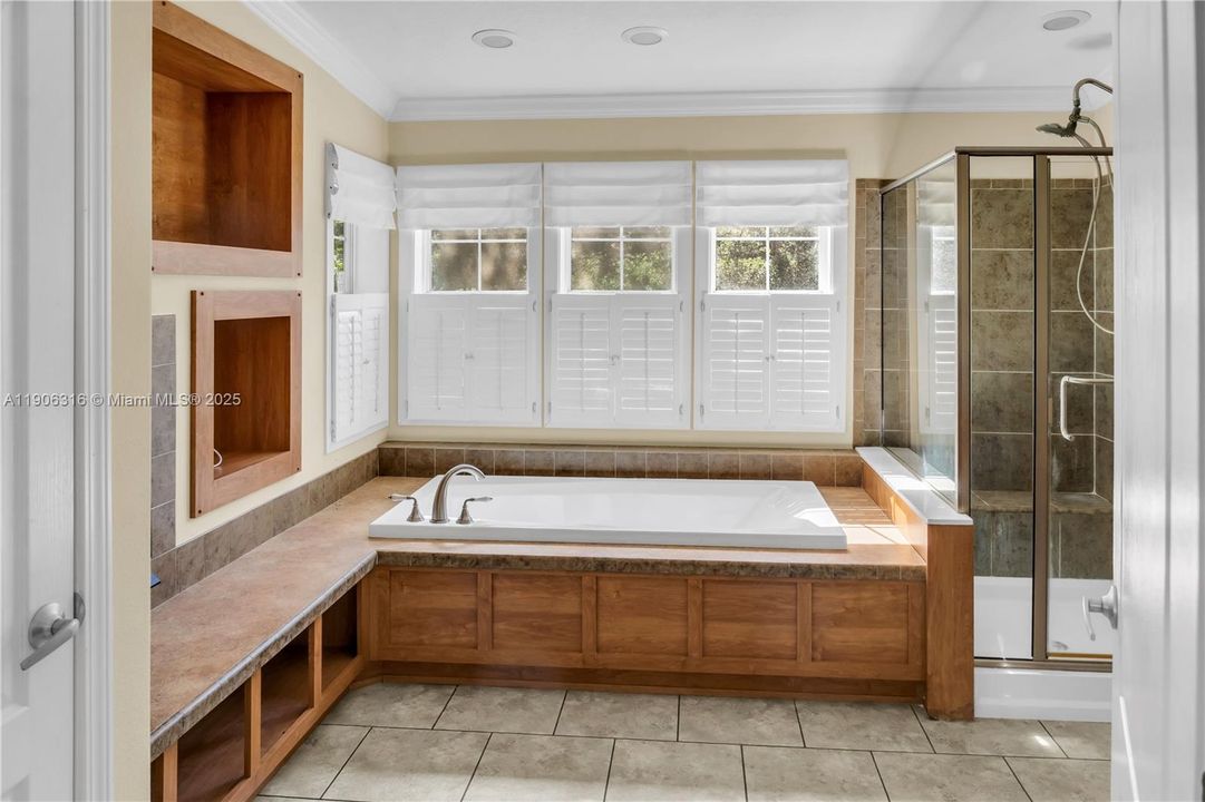 For Sale: $700,000 (5 beds, 3 baths, 0 Square Feet)