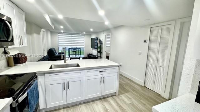 最近租的: $2,000 (2 贝兹, 1 浴室, 890 平方英尺)