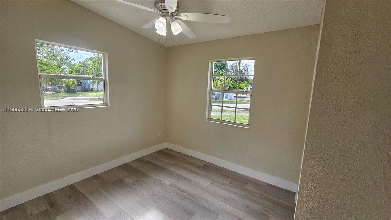 待售: $459,900 (3 贝兹, 2 浴室, 1248 平方英尺)