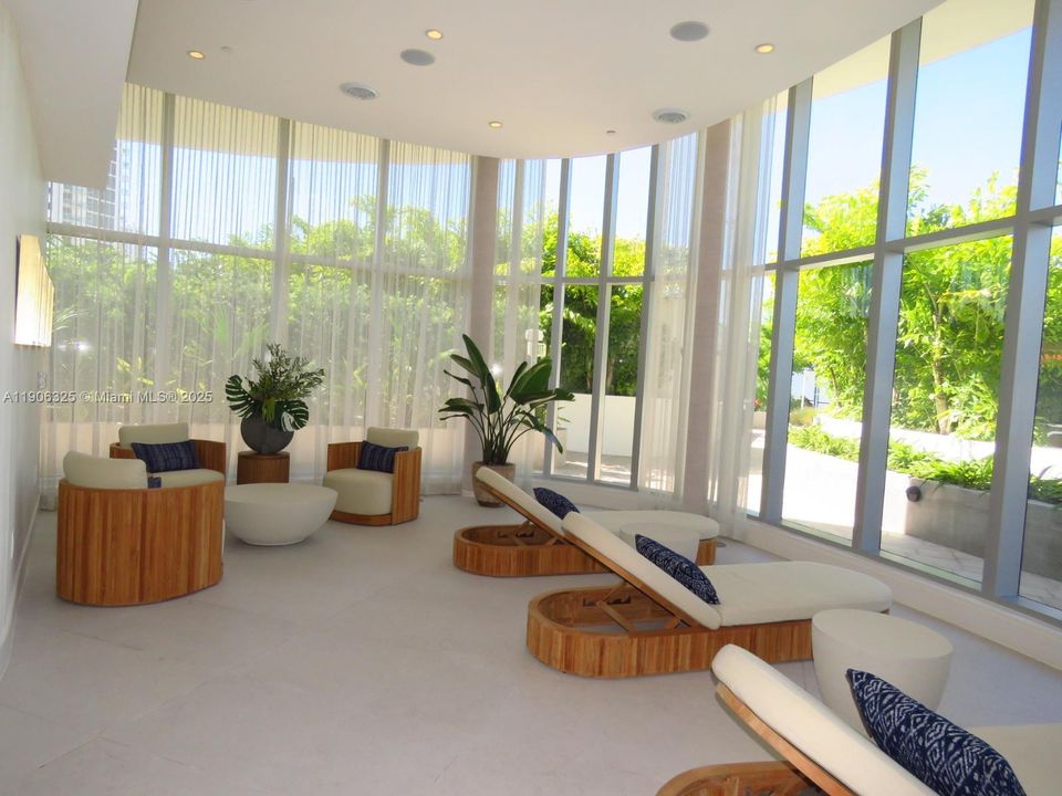 For Sale: $1,675,000 (1 beds, 2 baths, 0 Square Feet)